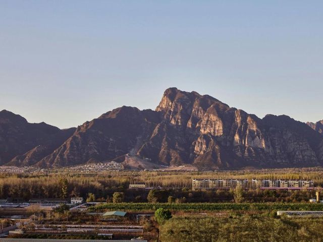Courtyard by Marriott Beijing Yanqing — 13.3 km away from Great Wall of China