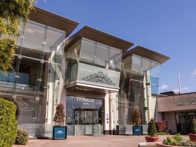 The Stormont Hotel — 3 km from the airport