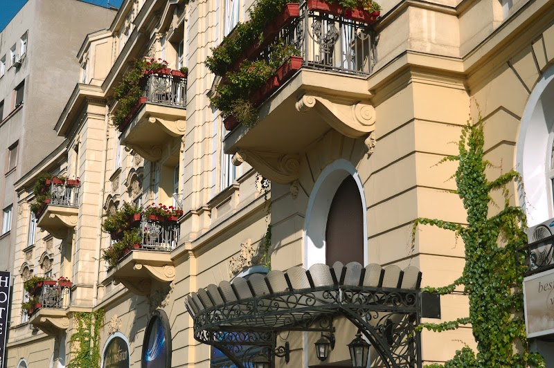 Hotel In — Stari Grad