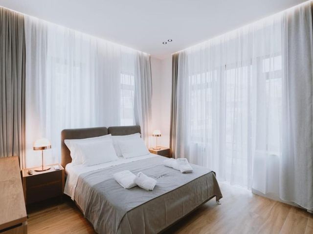 Dyrmo Hotel — 100 m away from Mangalem Quarter Berat