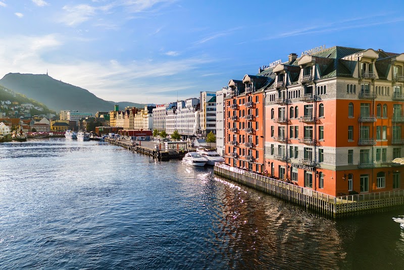 Best Hotels in Bergen for Couples 2026