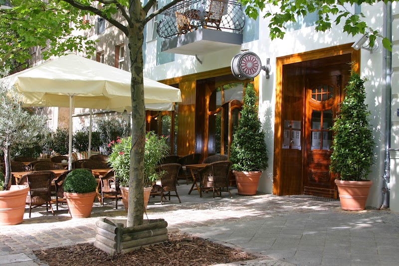 Ackselhaus & Blue Home — Prenzlauer Berg