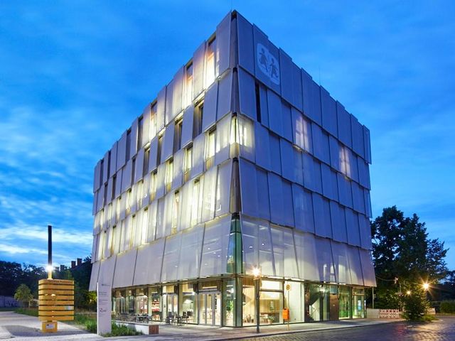 Hotel Rossi — 400 m away from Berlin Hauptbahnhof