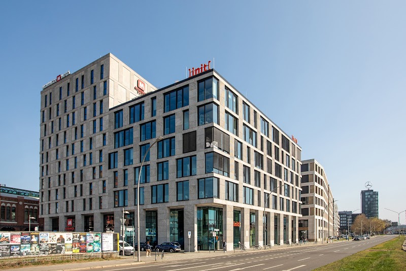 Meininger Hotel Berlin East Side Gallery — Friedrichshain (East Side Gallery)