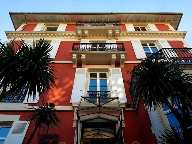 Hôtel & Espace Bien-être La Maison du Lierre — 400 m away from Grande Plage Biarritz