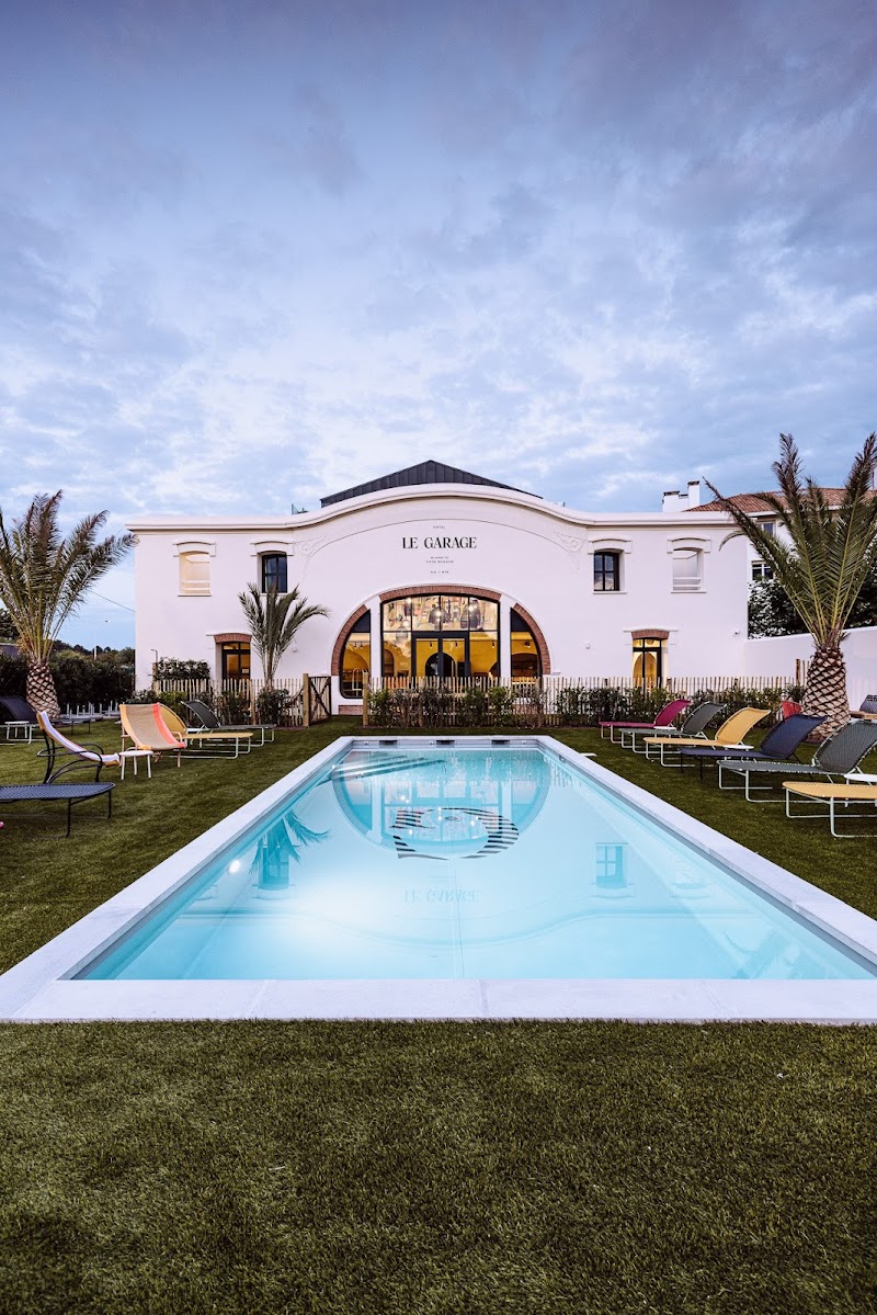 Hôtel Le Garage Biarritz — Near Grande Plage