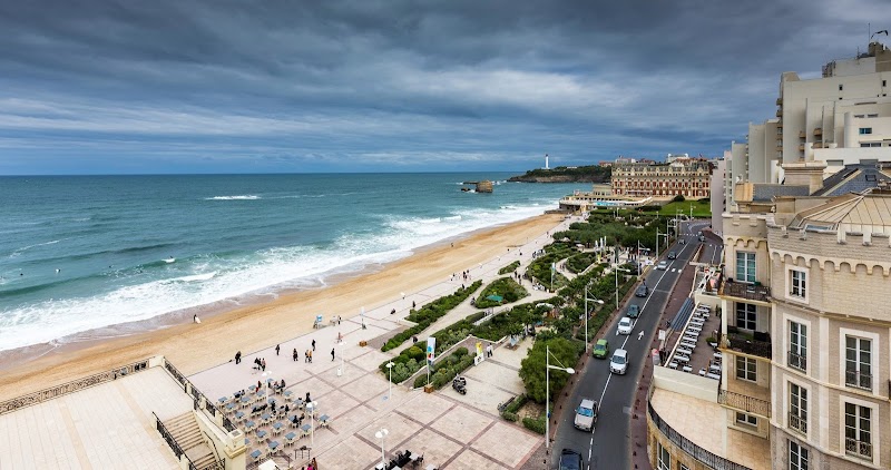 Le Windsor Grande Plage Biarritz — Lighthouse District