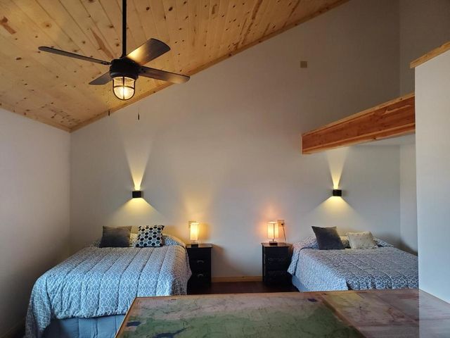 Dream Drift Motel — 23.2 km away from Lone Mountain Big Sky