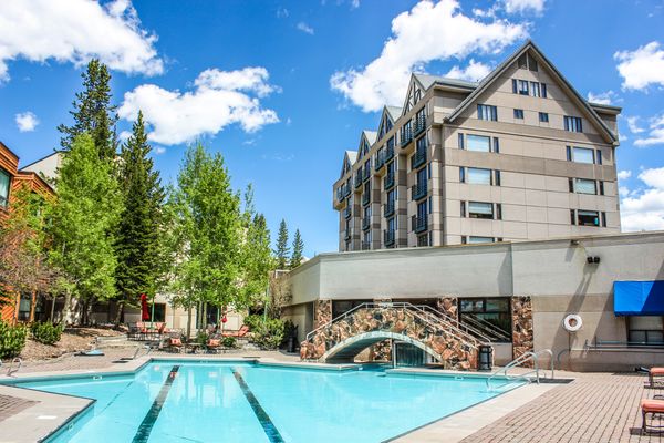 Shoshone Condominium Hotel — Big Sky Mountain Village