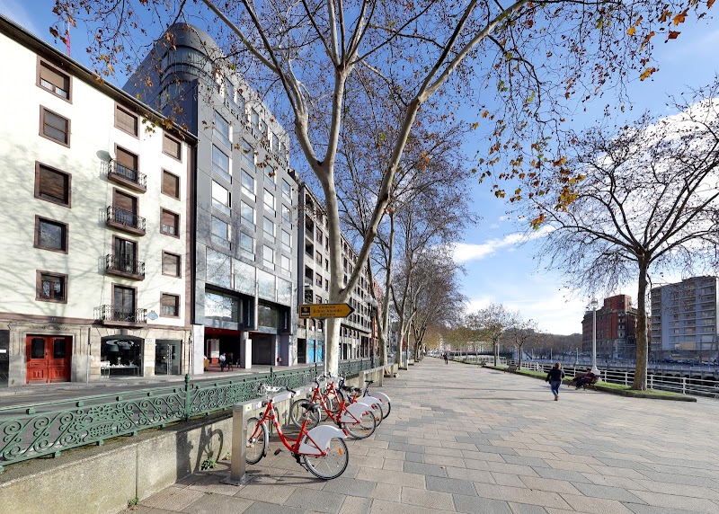 Barceló Bilbao Nervión — Deusto