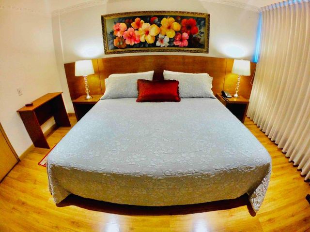 Hotel Casa Mahanaim Colferias, Bogotá — 300 m away from Corferias Bogota