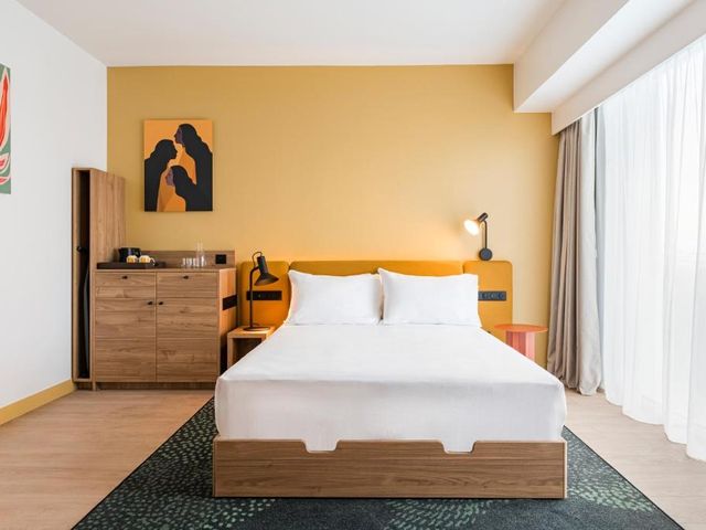 Hampton by Hilton Bordeaux Merignac Airport — 1.1 km from the airport