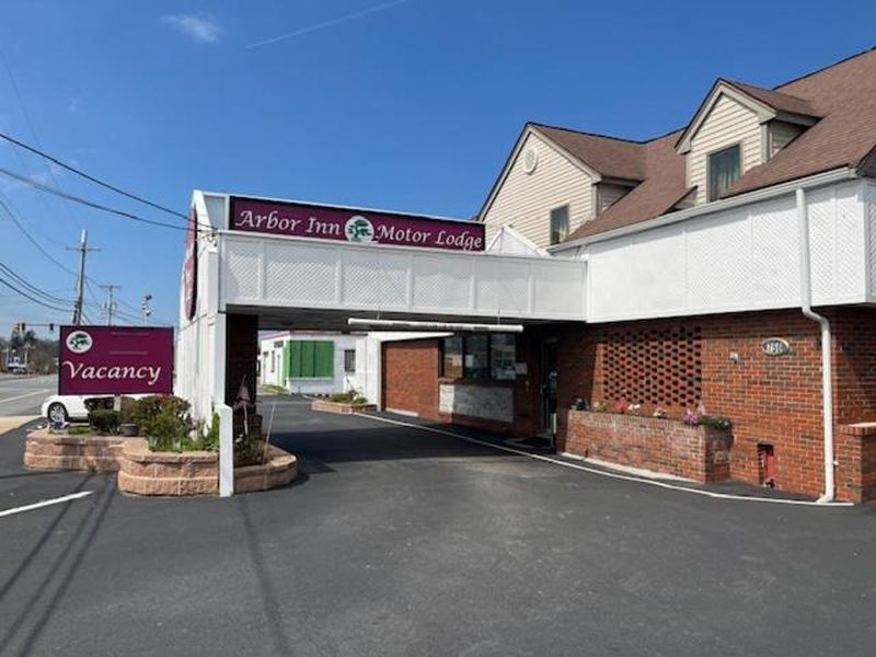 Arbor Inn Motor Lodge - Weymouth, Boston
