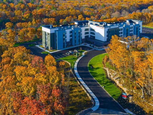 SpringHill Suites By Marriott Wrentham Plainville — 7.2 km away from Gillette Stadium