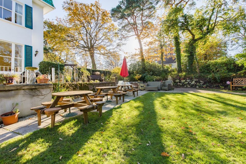 The Grove Hotel — Bournemouth BH1 3AU