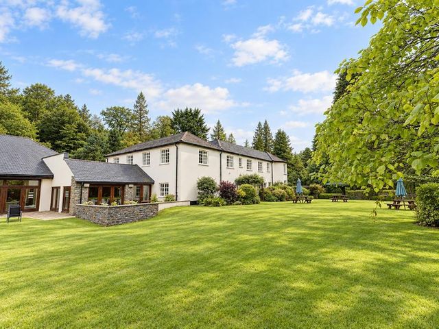 Nant Ddu Lodge Hotel & Spa by Belvilla — 7.3 km away from Pen y Fan Brecon Beacons