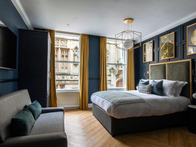Hort's Townhouse — 350 m away from Bristol Royal Infirmary