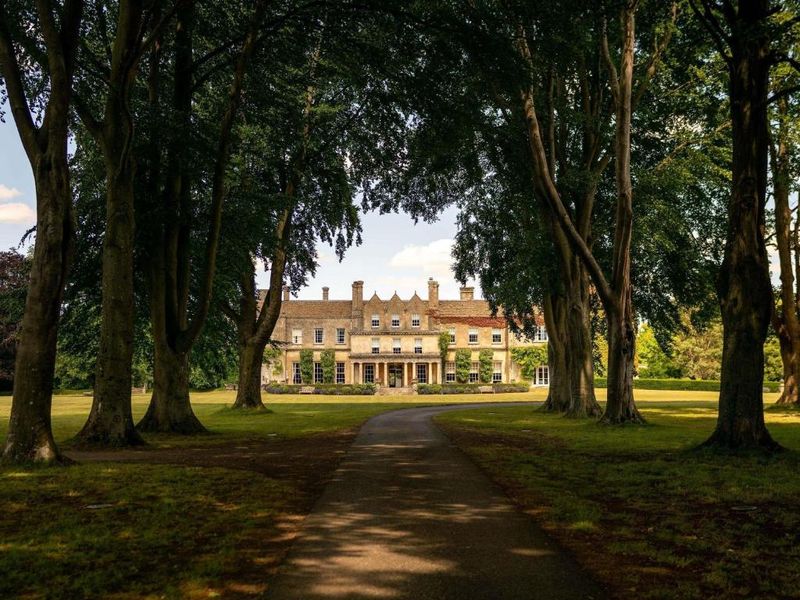 Lucknam Park, Emblems Collection, Bristol