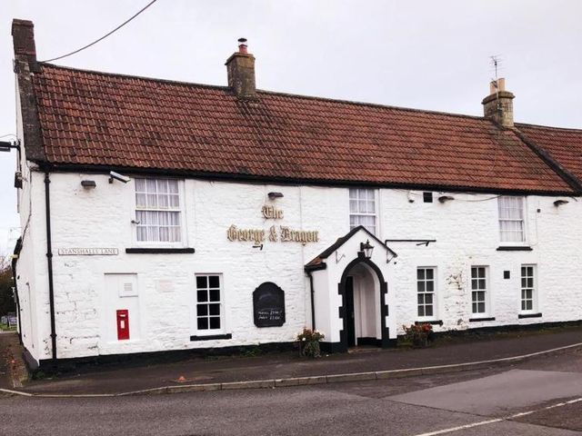 The George & Dragon Tearoom Accommodation Felton — 1.5 km from the airport