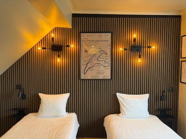 Hotel Le Relais de Pommard — 1.5 km away from Circuit de Spa-Francorchamps