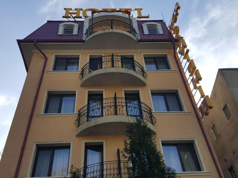Hotel Cantemir, Bucharest