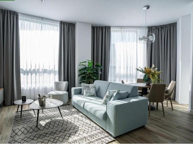 Novos Luxury Suites — 2.5 km away from National Arena