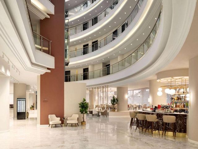 Ramada by Wyndham Bucharest Otopeni Airport — 1.3 km from the airport