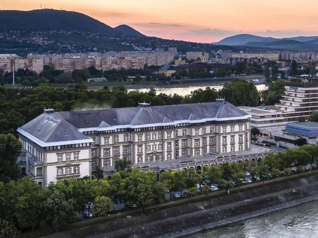 Ensana Grand Margaret Island — 2.2 km away from Sziget Festival