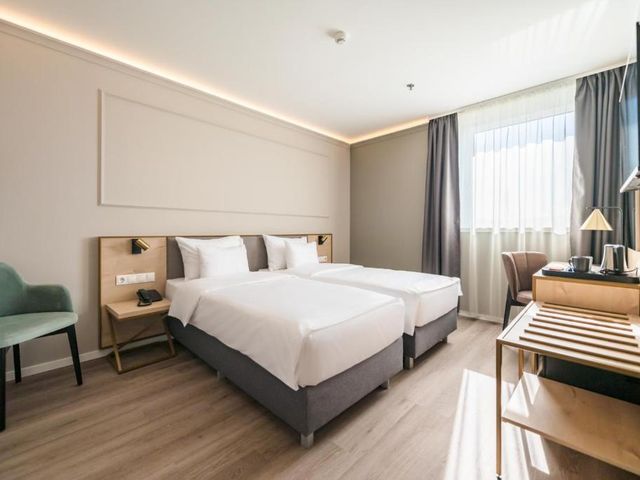 Expo Tower Hotel by Mellow Mood Hotels — 200 m away from Hungexpo
