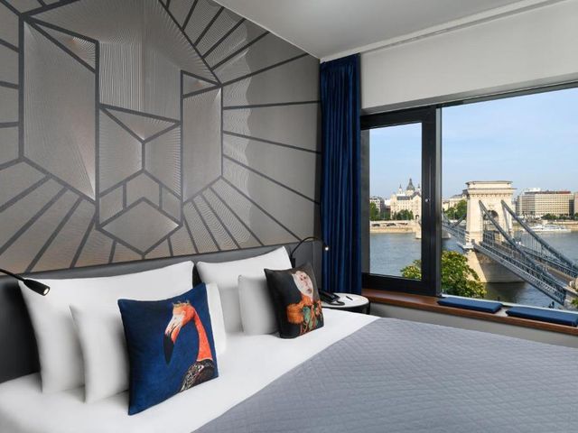 Hotel Clark Budapest - Adults Only — 350 m away from Buda Castle