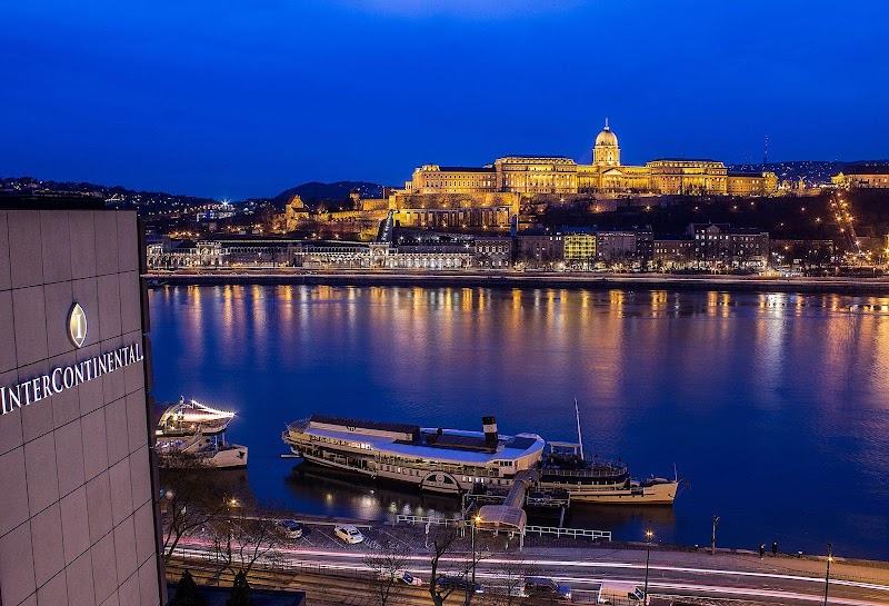 Intercontinental Budapest — V District — Danube Promenade
