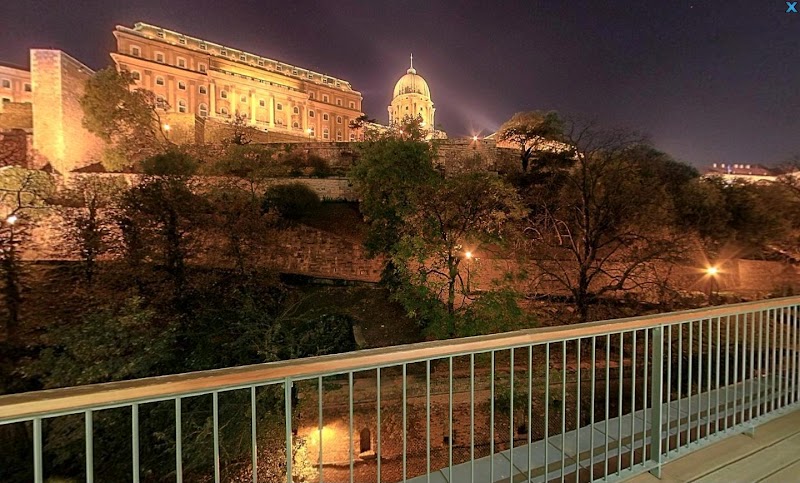 Lánchíd 19 Design Hotel — Víziváros (Watertown), Buda