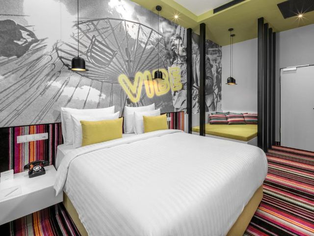 Mamaison Vibe Hotel Downtown Budapest — 800 m away from Buda Castle