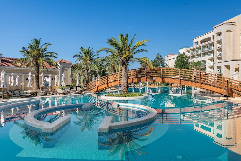 Hotel Splendid — Bečići Beach