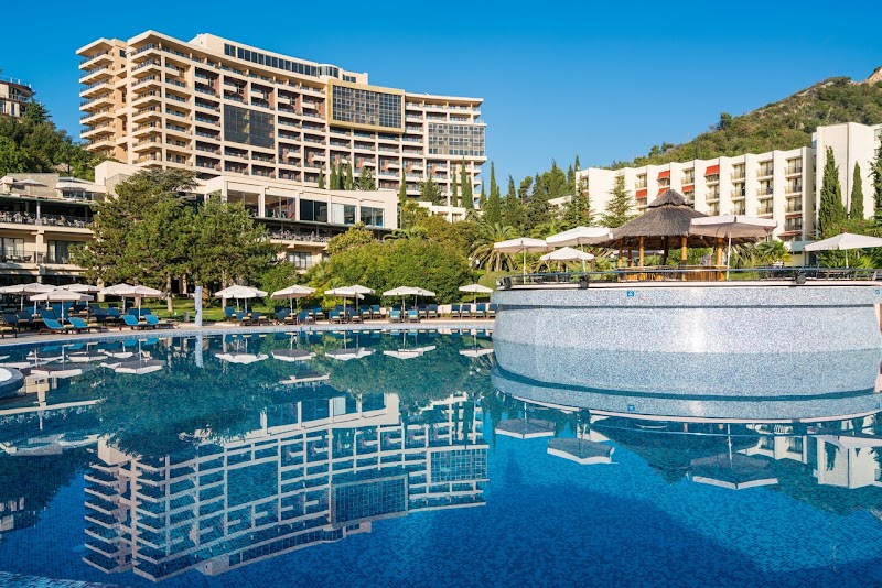 Iberostar Bellevue — Bečići Beach