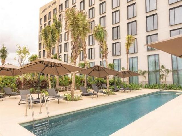 Hyatt Place Cancun Airport — 2.2 km away from Universidad Anahuac Cancun