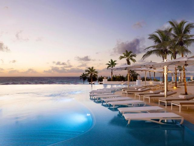 Le Blanc Spa Resort Cancun - Adults Only — 1.2 km away from Hotel Zone