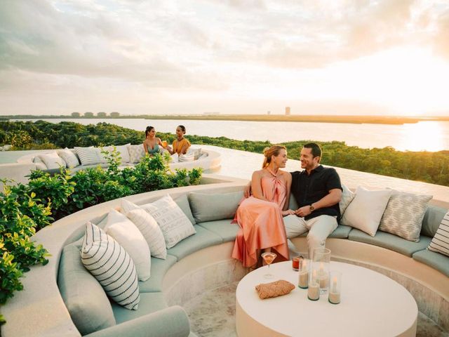 Secrets Mirabel Cancun Resort & Spa - Adults Only - Breathtaking Lagoon and Ocean Views — 800 m away from El Rey Archaeological Zone