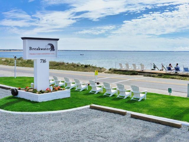 Breakwater Hotel — 1.6 km away from Provincetown Cape Cod