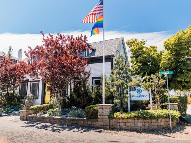Ellery Hotel Provincetown — 700 m away from Provincetown Cape Cod