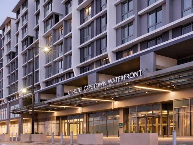 AC Hotel by Marriott Cape Town Waterfront — 800 m away from Robben Island