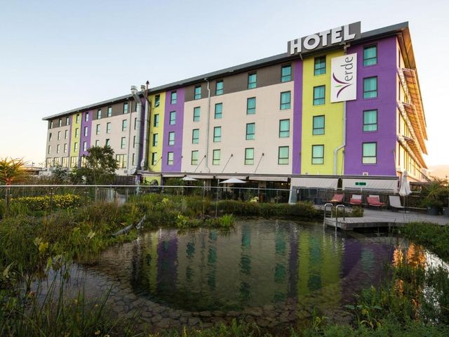 Hotel Verde Cape Town Airport — 700 m from the airport