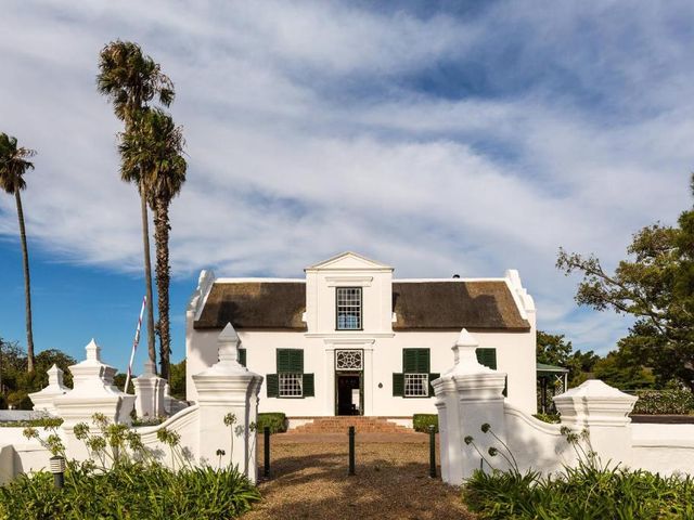Protea Hotel by Marriott Cape Town Mowbray — 2.7 km away from University of Cape Town