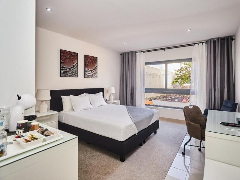 Cam's Suites — Santa Maria