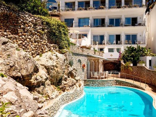 Hotel La Floridiana — 1.1 km away from Marina Grande Capri