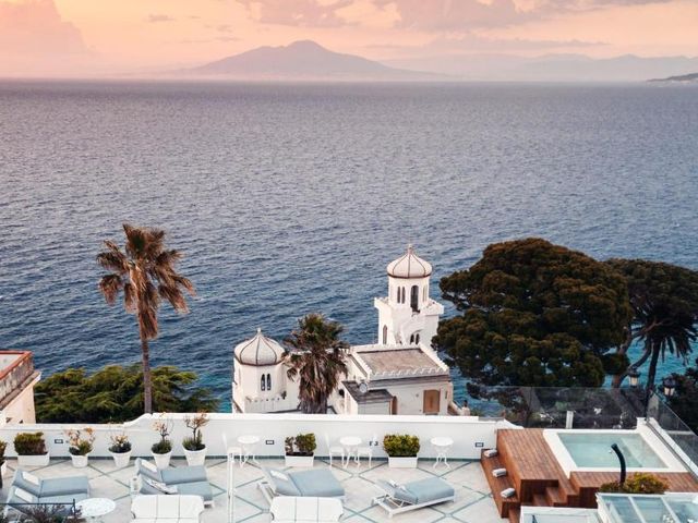 Luxury Villa Excelsior Parco — 2.7 km away from Blue Grotto Capri
