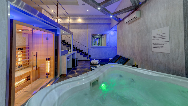 Spa & Wellness Adults Capri — Resort District