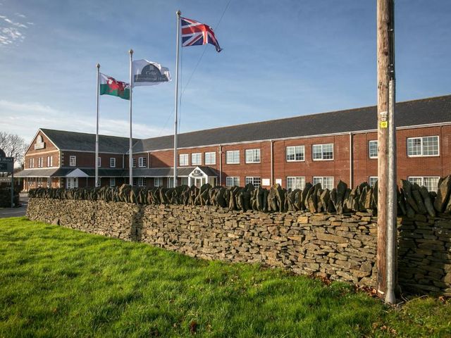 Celtic International Hotel Cardiff Airport — 1.4 km from the airport