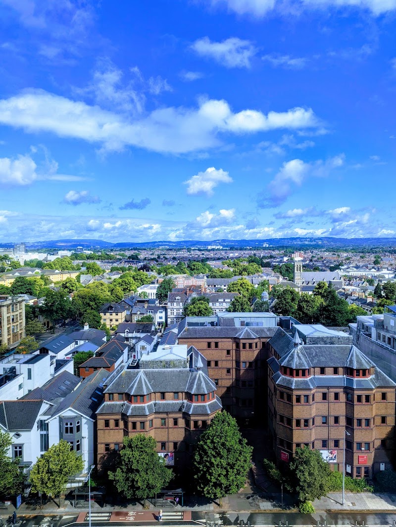 Mercure Cardiff Holland House Hotel & Spa — Cardiff CF24 0DD