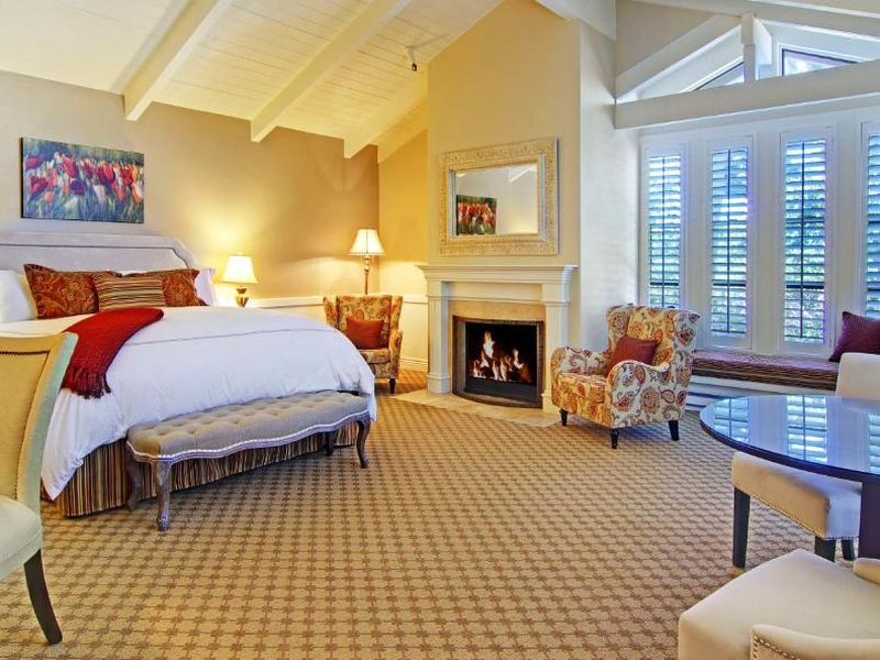 Carriage House Inn — Carmel